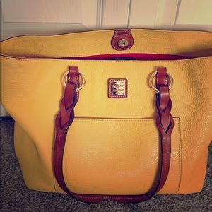 Dooney Beautiful bag & matching wallet